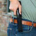 sabre-2-in-1-stun-gun-fako-120-lumen-s-2000sf-black