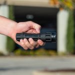 sabre-2-in-1-stun-gun-fako-120-lumen-s-2000sf-black