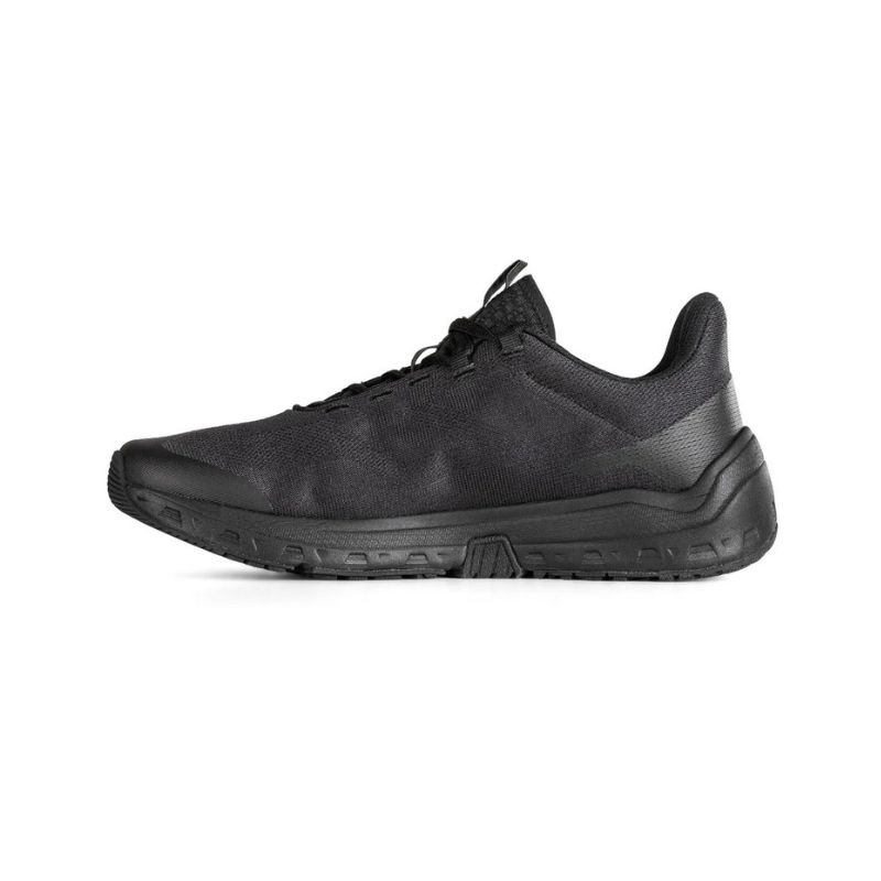 papoutsia-pr-r-inure-runner-triple-black-12488-007-2.jpg