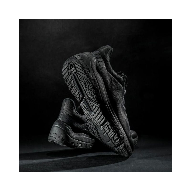 papoutsia-pr-r-inure-runner-triple-black-12488-007-9.jpg